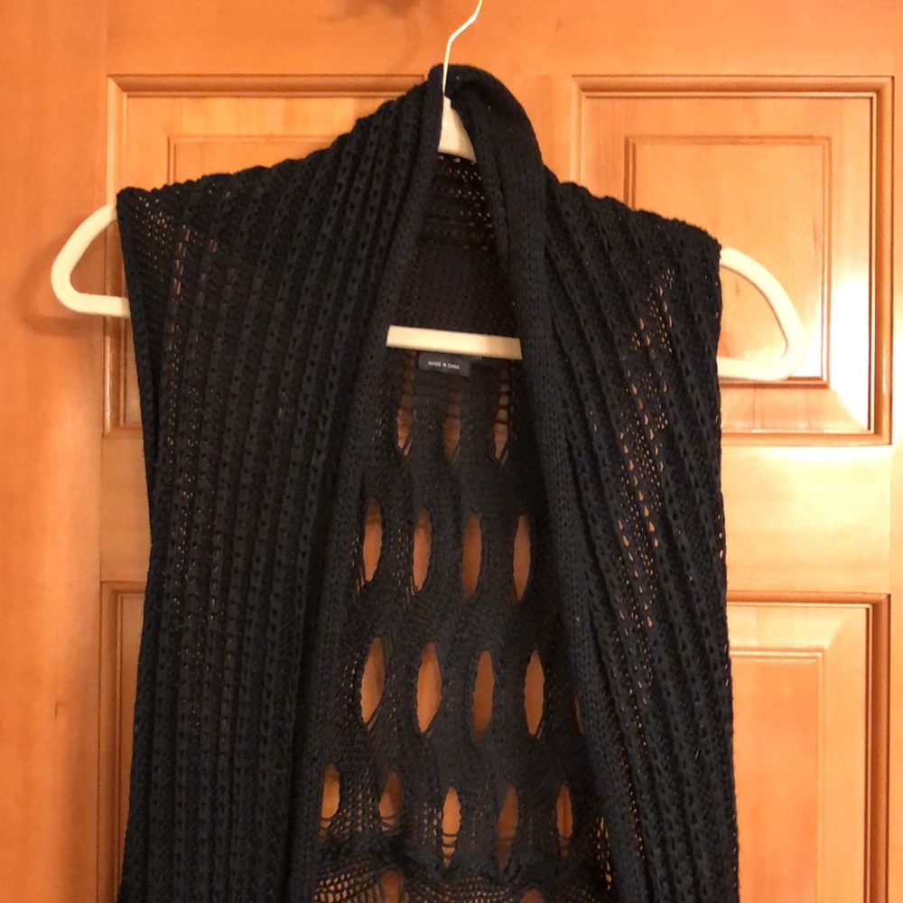 Sweater - Picture 5 of 5